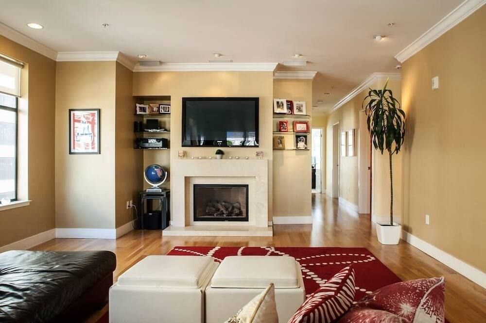 Amazing Large Central Modern Flat - Great for Work + Families - سان فرانسسكو - غرفة معيشة