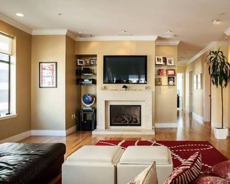 Amazing Large Central Modern Flat - Great for Work + Families - San Francisco - Salon