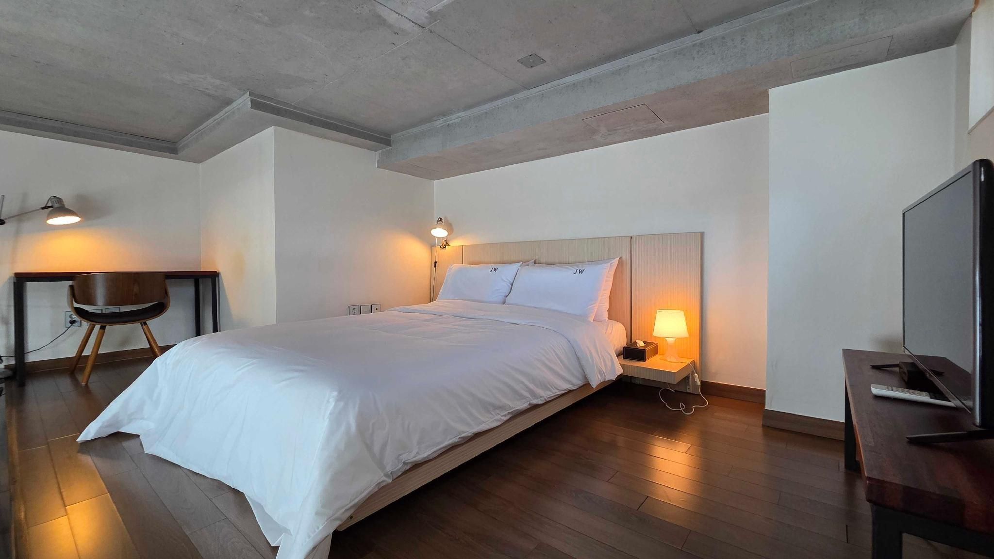 Geojedo Okpo Jinwoo Prestige Hotel