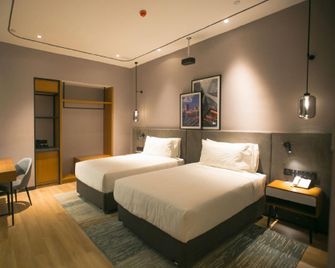 Country Inn & Suites by Radisson, Shijiazhuang High-speed Railway Station - Shijiazhuang - Bedroom