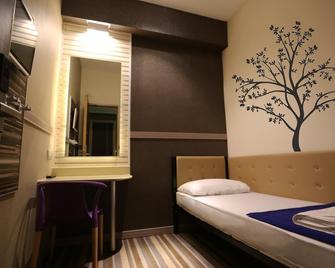 RedDoorz Premium Podstel - Bangkok - Bedroom