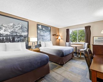 Super 8 by Wyndham Colorado Springs Peterson Space Force - קולרדו ספרינגס - חדר שינה