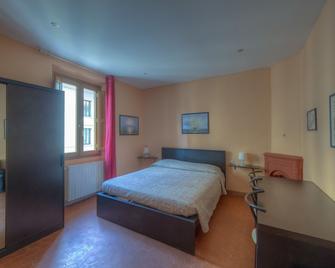 Sogni D'Oro Guest House - Florence - Bedroom
