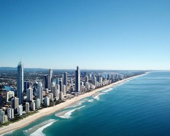Nobby Beach Holiday Village - Miami - Outdoor view