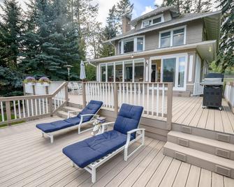 Beautiful Historic Home on Flathead Lake - Lakeside - Patio