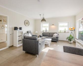 Ferienhaus Seeblick - Dorpen - Huiskamer