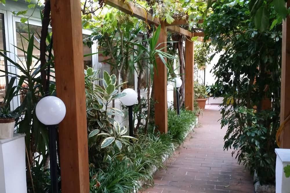 Hotel San Giorgio - Alassio - Outdoors view