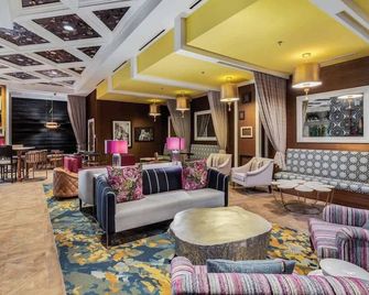 Cbd Otr Pool Gym Free Parking Steps To Stadiums - Cincinnati - Lounge