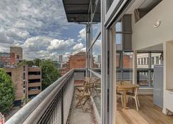 Stunning City Centre Penthouse Over Two Floors - Manchester - Balcony