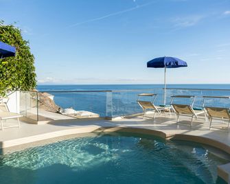 Hotel Eden Roc - Positano - Piscina