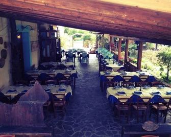 Agriturismo Barbagia - אלגרו - מסעדה