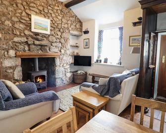 Craiglwyd Bach - Colwyn Bay - Living room