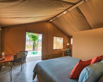 Elephant View Camp - Phetchaburi - Camera da letto