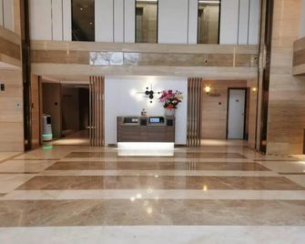 Hanting Hotel Xiamen Airport Wuyuanwan - Xiamen - Lobby