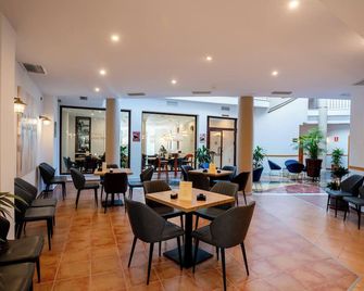 Hotel Hacienda Santa Barbara - Castilleja de la Cuesta - Restaurante