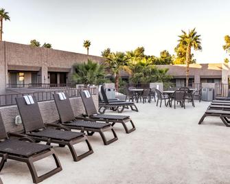 Innsuites Phoenix Airport - Tempe - Patio