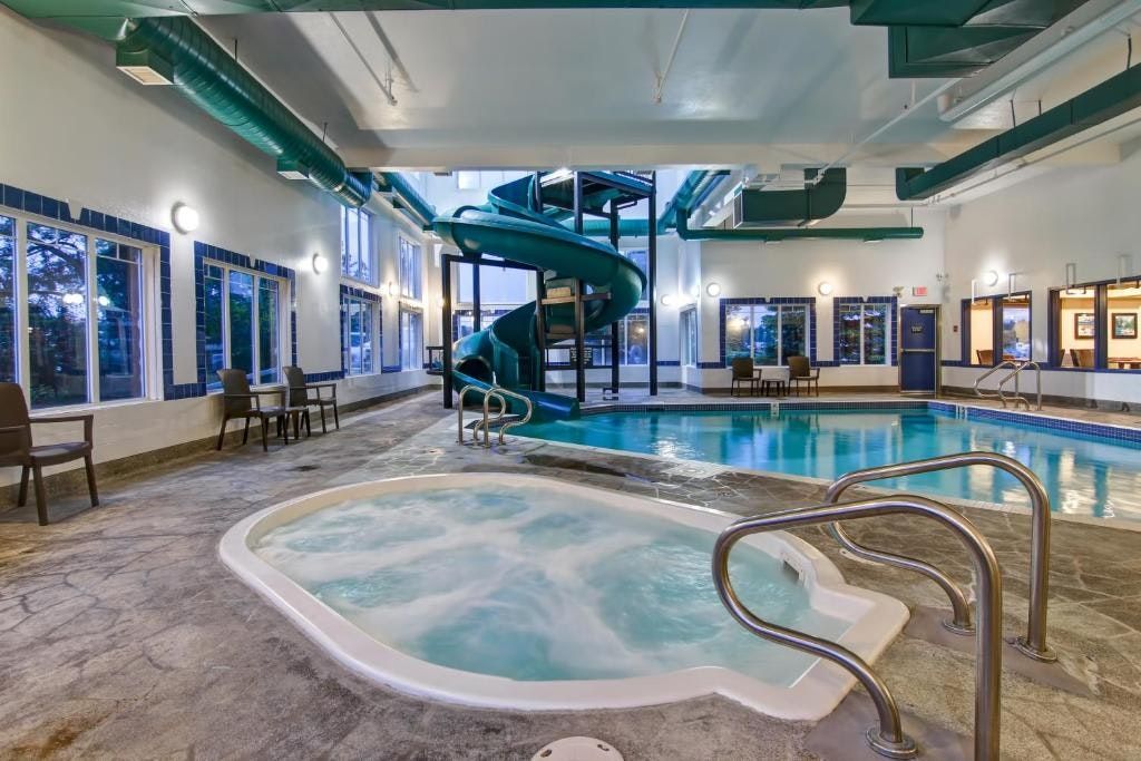 Canalta Rocky Mountain House - Rocky Mountain House - Zwembad
