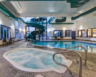 Canalta Rocky Mountain House - Rocky Mountain House - Zwembad