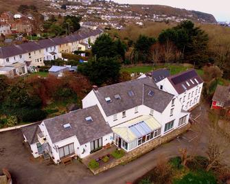 Ivybridge Guesthouse - Fishguard - Building