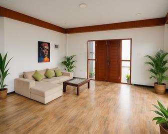 Goalie Beachfront Resort - Hikkaduwa - Sala de estar