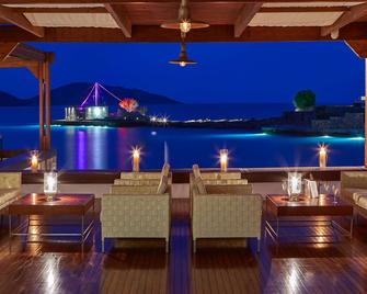 Elounda Beach Hotel & Villas, a Member of the Leading Hotels of the World - Elounda - Salónek