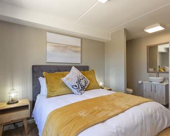Nivica 46 Luxury Apartment Langebaan - Langebaan - Bedroom