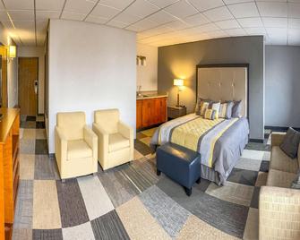 Coratel Inn by Jasper Iowa Fairfield - Fairfield - Bedroom