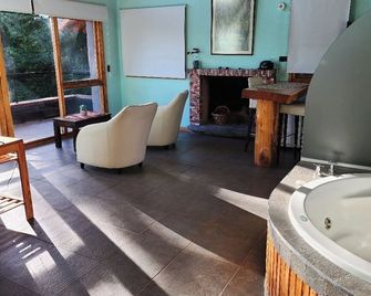 Casa Del Bosque Aparts - Villa La Angostura