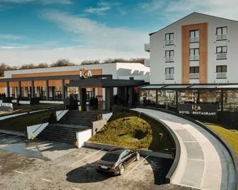 Iza Hotel - Sighetu Marmaţiei - Gebouw