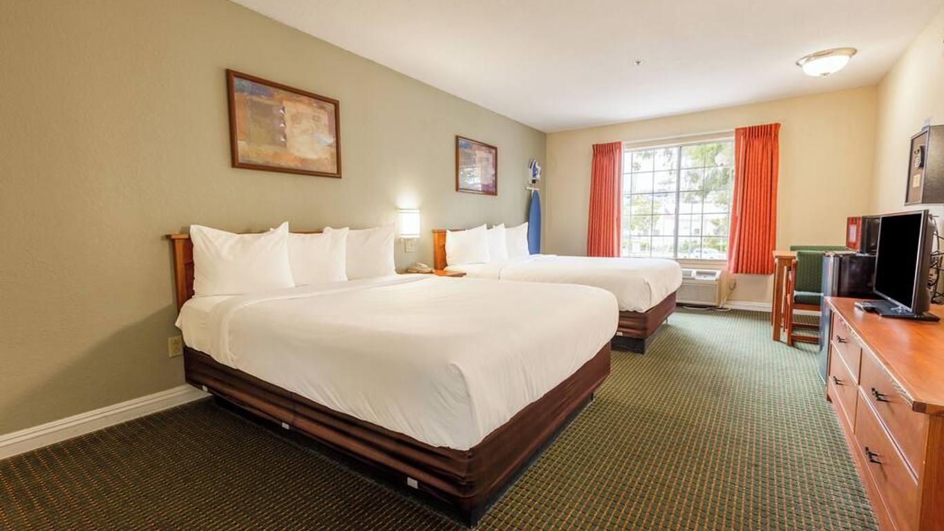 Hotel Avenida, San Clemente Beach