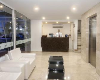 Basic Hotel Centenario by Hoteles MS - Cali