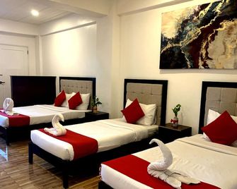 Davao Airport View Hotel - Davao City - Yatak Odası