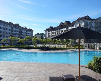 One Oasis Condotel - Davao City - Pool