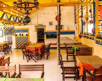 Cabanas Agua Dulce - Aguamansa - Restaurante