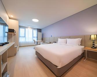 Hotel Asan (Korea Quality) - Asan - Camera da letto