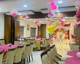 Hotel Jd Heavens - Jhajjar - Restaurant