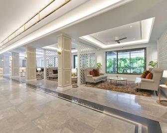 The Beverly Hotel Pattaya - Pattaya - Lobby