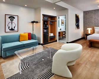Elan Hotel - Los Angeles - Living room