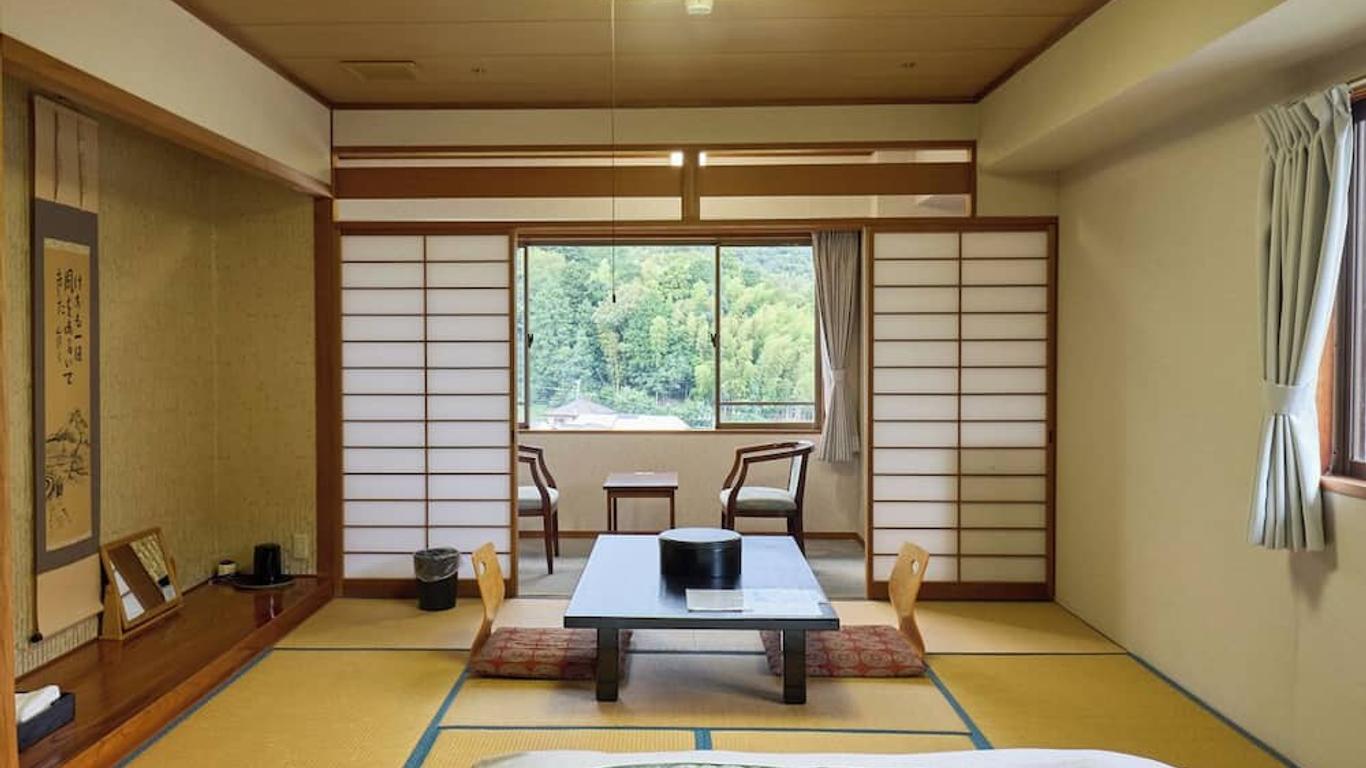 AMMS Hotels Shuzanji Onsen Hotel TAKITEI