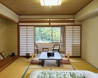 AMMS Hotels Shuzanji Onsen Hotel TAKITEI - Izu - Essbereich