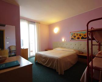 Hotel Ristorante alla Campagna - San Giovanni Lupatoto - Bedroom