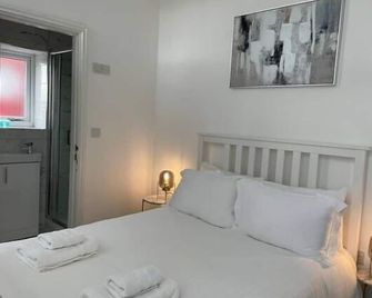 CityBreaks Rooms with Free Parking - Liverpool - Building