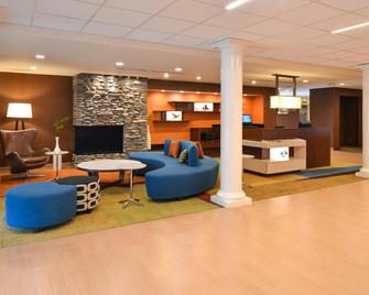 Fairfield Inn & Suites by Marriott Santa Cruz - Santa Cruz - Lobby