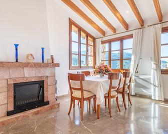 Villa In Deia With Panoramic Views In An Idilical Environment - Deia - Dining room