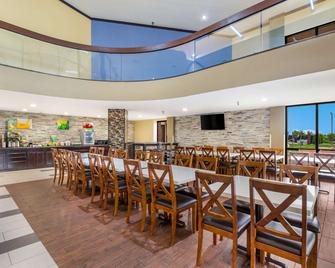 Quality Inn and Suites Florence - Cincinnati South - Florence - Restaurant