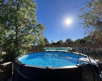 Chez Flo et Marc - Valloire-sur-Cisse - Pool