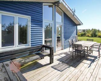 Stunning Home In Samsø With Wifi - Samsø - Binnenhof