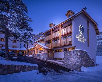 Grand Aigle Hotel & Spa - La Salle-les-Alpes - בניין