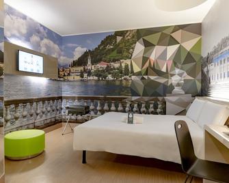 B&B Hotel Como - Como - Yatak Odası