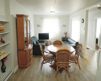 Auberge St-Tite-des-Caps - Saint-Tite-des-Caps - Comedor